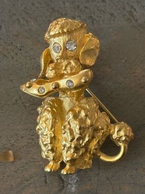 Vintage Leslie Block Gold-Tone Poodle Brooch Pin with Rhinestone Accents
